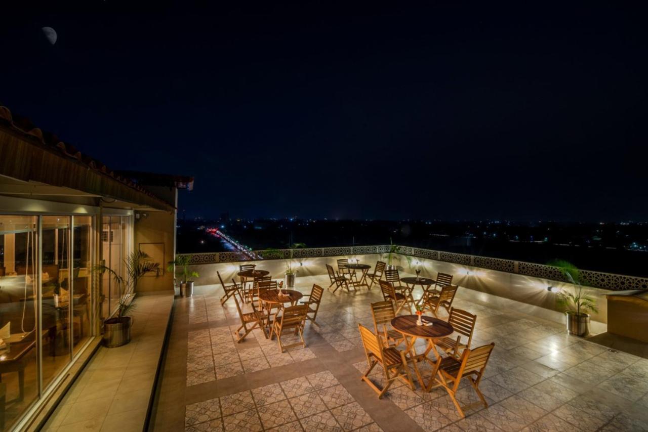 Hotel One Garden Town, Lahore Esterno foto